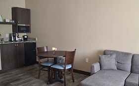 Island Suites